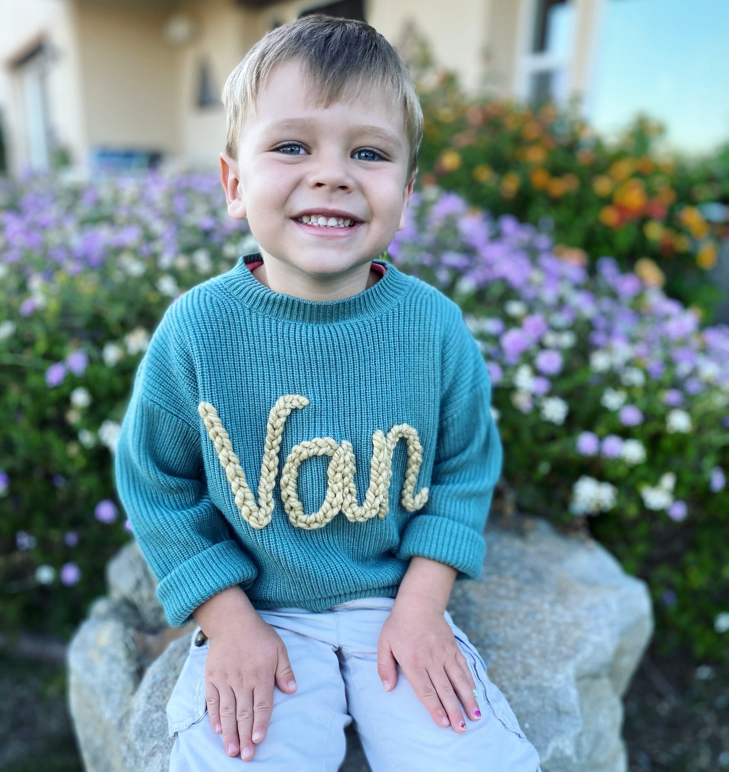 Van boy's sweater